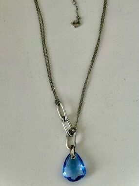 Authentic Swarovski Blue Crystal "PARALLELE"  Necklace Swan Signed
